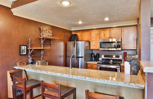 Harbor Springs Condo | Trout Creek Condo #44 - 3 Bedroom Loft, 2 Baths