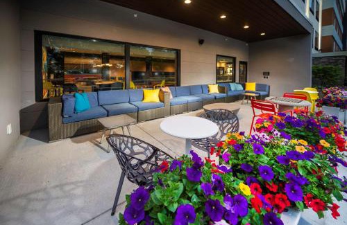 South Loop Hotel | Tru By Hilton Minneapolis Mall of America