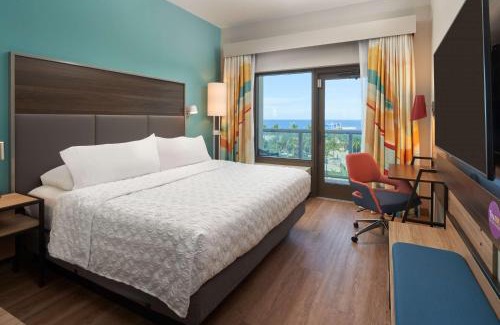 Pompano Beach Hotel | Tru By Hilton Pompano Beach Pier