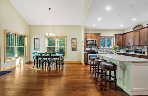 Diamond Point House | True Adirondack living. 3-bedroom house in tranquil Diamond Point.