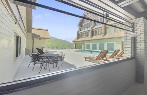 North Park City Apartment | True Resort Living! Ski-In Ski-Out Studio at PC Mountain w/Pool and Hot Tub 165