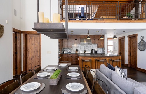 Truckee House | True Ski-In/Ski-Out Mid-Mountain Home, Dog-Friendly! - Trailside Northstar