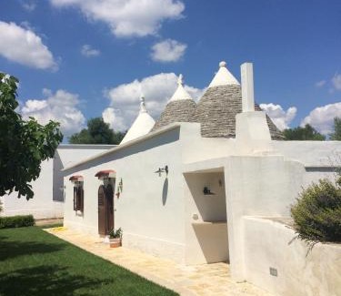 Castellaneta House | TRULLO del CAVALIERE delle GRAVINE