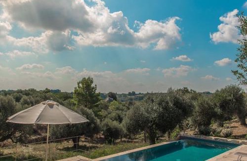 Cisternino House | Trullo in Cisternino with Infinity Pool