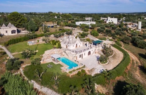 Ostuni House | Trullo in Itria Valley near Ostuni Beaches