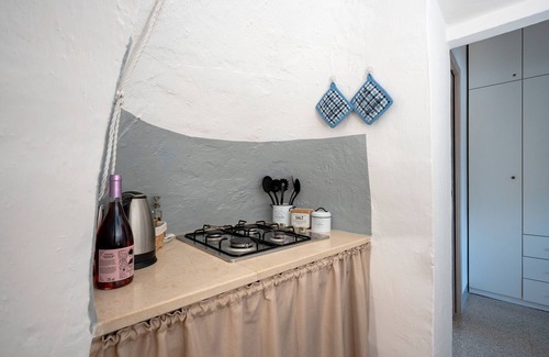 Fasano House | Trullo 'Negli Ulivi' with Private Terrace, Wi-Fi and Air Conditioning