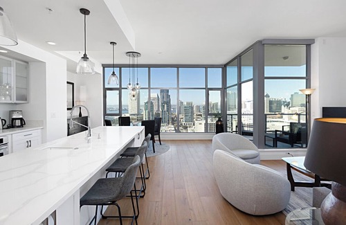 Gaslamp Quarter Condo | Truly Stunning 18th Floor 2BR/2BA W/Breathtaking Ocean Views!