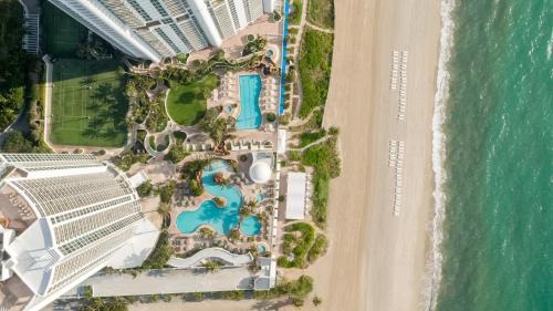 Sunny Isles Beach Resort | Trump International Beach Resort - Sunny Isles Beach