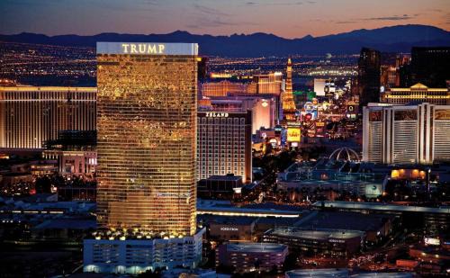 Las Vegas Apartment | Trump International Hotel Las Vegas