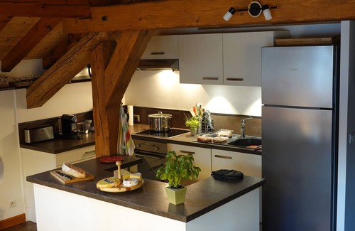 Chandon Apartment | Tsaré Loft for 12 to 13 people