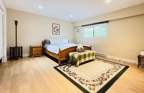 Delta House | Tsawwassen 3 BR spacious house private garden