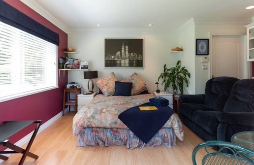 Delta Apartment | " TSAWWASSEN *5 STARS GOLF VIEW re-opens! « "