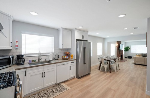 Baldwin Park House | tsgv-bp3351-a-wos-es-3-2