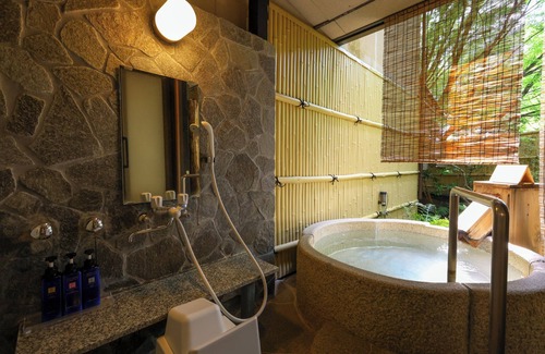 Yugawara House | Tsubaki