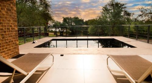 Marloth Park Cabin | Tswenyane Kruger Lodge