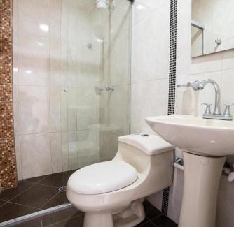 Estadio House | Tu Espacio Privado Encanto en Medellín E