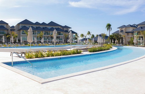 Munoz Apartment | Tu Paraíso, Beach Apartment with Pool