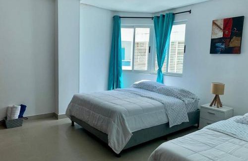 El Laguito Apartment | Tu Pent-House Con Vista al Mar!