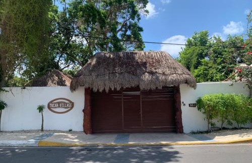 Chetumal Cabin | Tucán Villages Bacalar Lagoon Front