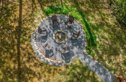 Sylva House | Tuckasegee Chateau - Private River Access with Rafting and Tubing!