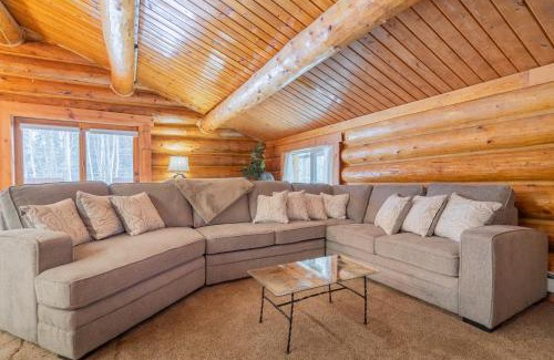 College House | Tucked Away Timber Upper Suite