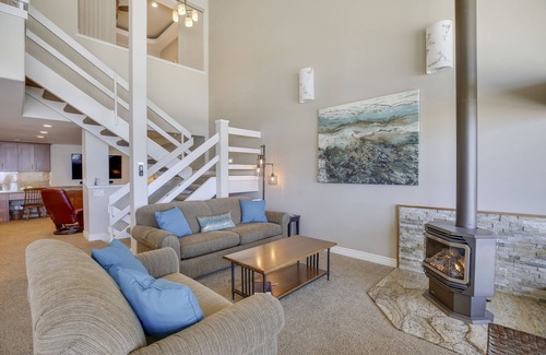 La Selva Beach House | Tucker’s at Sand Dollar – Sophisticated Oceanfront Living with Panoramic Views