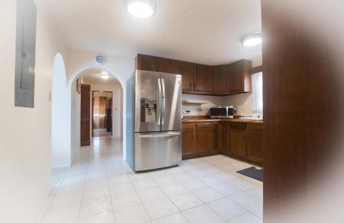 Crawl Hill House | Tucks Paradise - Minutes to Beaches