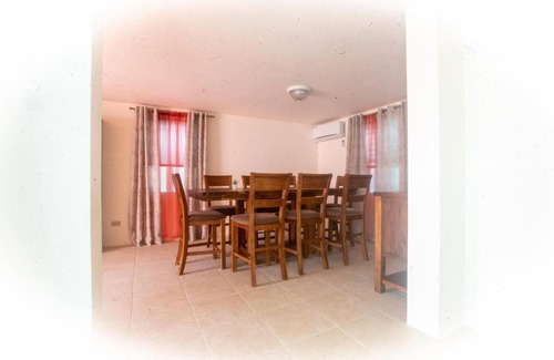 Crawl Hill House | Tucks Paradise - Minutes to Beaches