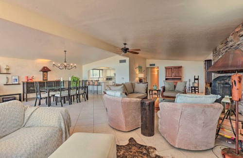 Catalina Foothills Estates House | Tucson Oasis 'La Casa de las Palmas' w/Pool!