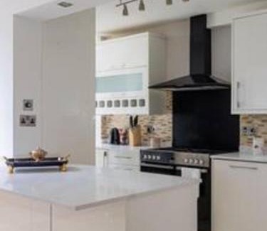 Tudor House | Tudor house · Kingston luxury 5 bed villa