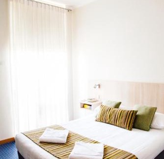 Hamilton Hotel | Tudor Inn Newcastle