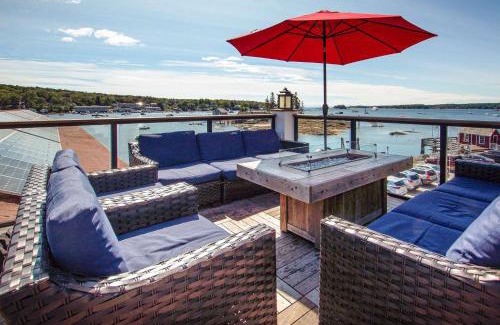 Boothbay Harbor Hotel | Tugboat Inn