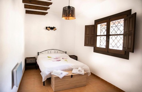 Carataunas Apartment | tuGuest Carataunas Apartment Alpujarra VI