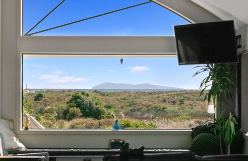 Bowentown House | Tuhua Views - Waihi Beach Holiday Home