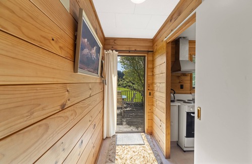 Omori Cottage | Tui Hideaway - Omori Holiday Home