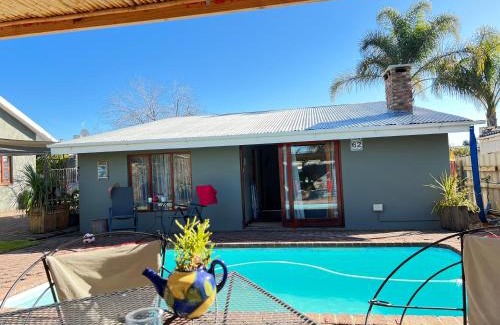 Oudtshoorn Apartment | Tuinhuis