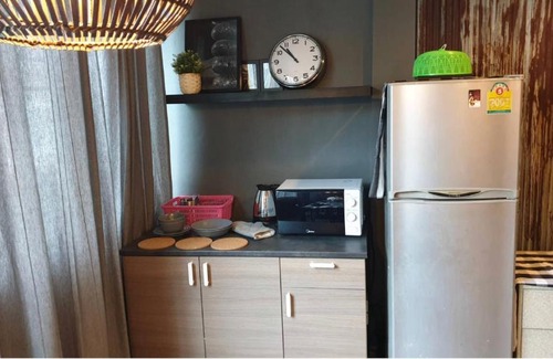 Bangkok Central Business District Apartment | Tuk Tuk House 250m from MRT Sirikit