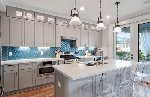 Freret House | Tulane Hip Uptown House by bars and restaurants off Freret
