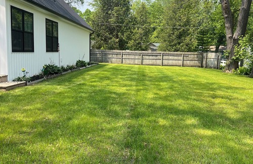 Lexington House | Tulip Shores