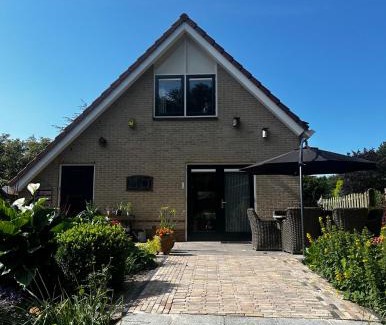 Municipality of Noordwijk House | - Tulipa - Vakantiehuis nabij de bloembollenvelden, het meer en strand