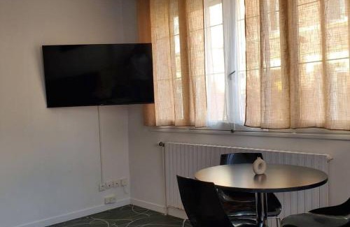 Saint-Quentin Apartment | Tulsa Home - Appartement 1 chambre Cosy et calme