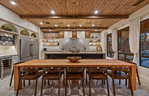 Rancho Santana House | TULUM-Inspired Luxury Retreat: Heated Salt Water Pool & Spa, Fire-pit, Cabanas, Pickle-ball Ct, Family Games. A Perfect relaxing getaway, family reunion & amazing Instagram-able moments.