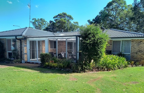 Tuncurry House | Tuncurry By The bush