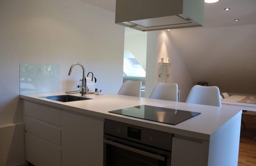 Waltershofen Apartment | Tuniberglounge - Sehr Moderne und Helle Wohnung