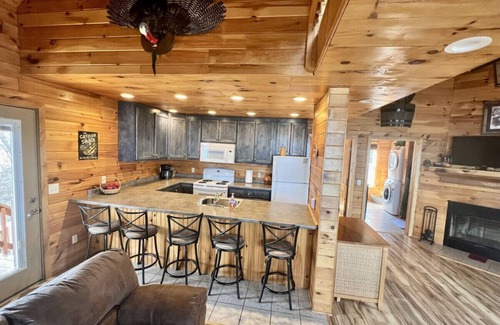 Bryant Cabin | turkey hollow · NO SUNDAY CHECK INS wow what a view, serious !