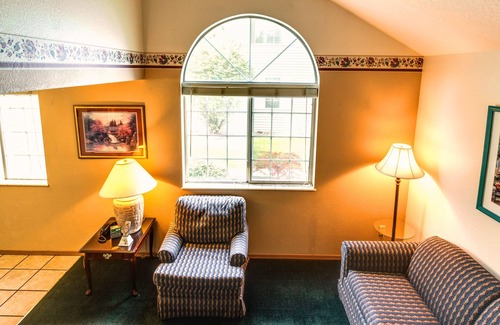 North Spokane House | Turning Leaf Townhome Suites