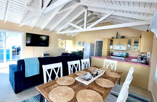 Avila Beach House | "Turquoise Tiki Avila Beach" 3 bd/2 bath, sleeps 8