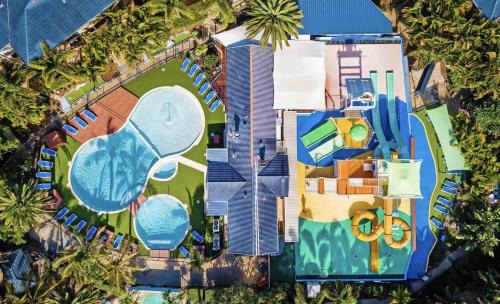 Mermaid Beach Apartment | Turtle Beach Resort Premium Family Apt 89