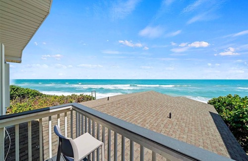 Melbourne Beach Apartment | Turtle's Eggs Beach Front Unit# 02