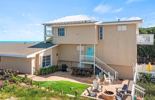 Melbourne Beach Apartment | Turtle's Eggs Beach Front Unit# 03